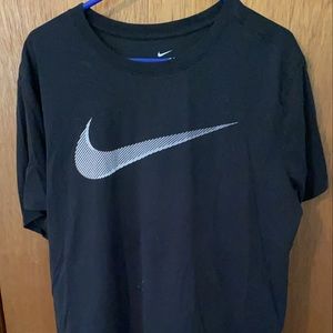 Nike tee